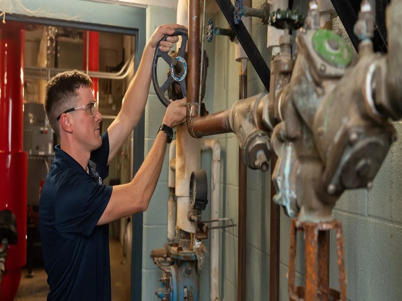 How to Choose the Right Plumbing Contractor