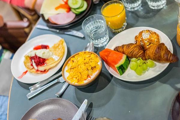 Ila’s Chicago Where Taste Meets Perfection