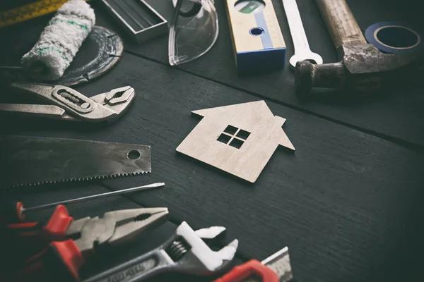 Why homeowners trust roof repair services in new braunfels professionals